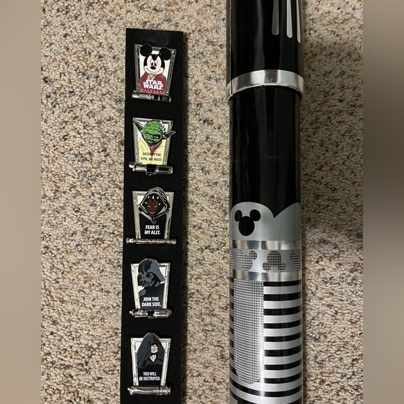 StarWars 2012 Rare Disneys Star Wars Weekends Collector Pin Set - Picture 2 of 5